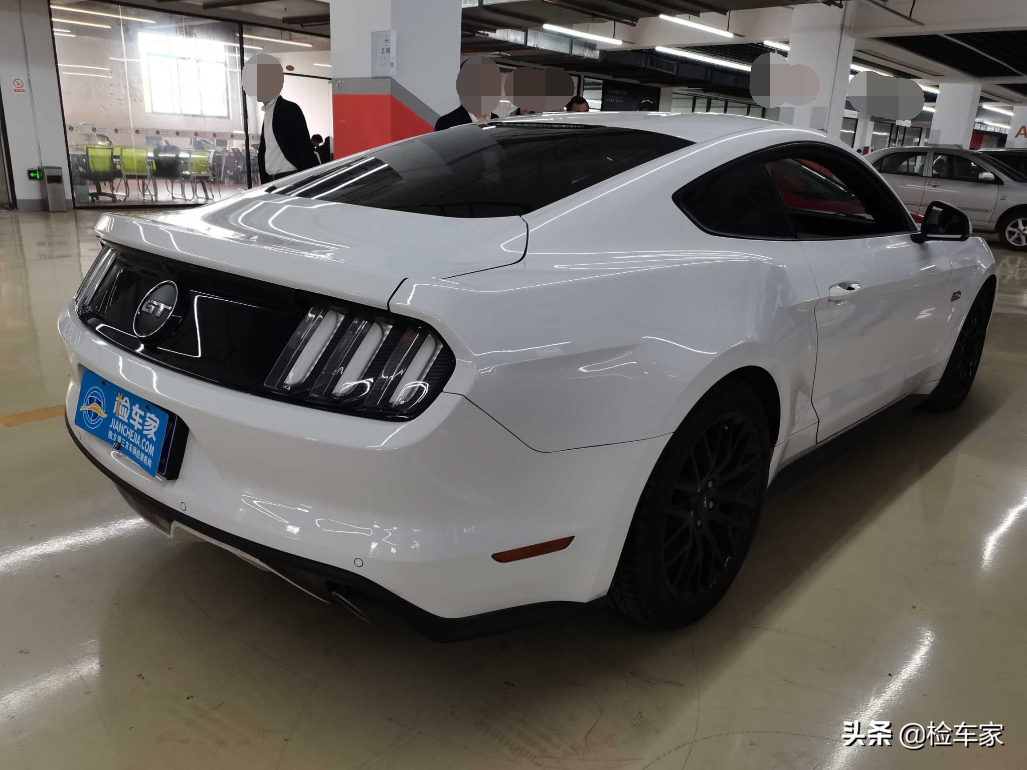 40万左右买福特老野马,50多万买野马5.0值得吗