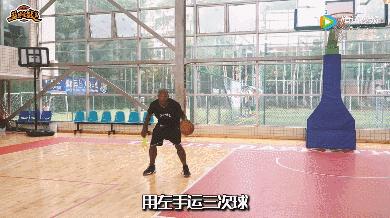 打篮球应该怎么样上篮,怎么学会打篮球的上篮