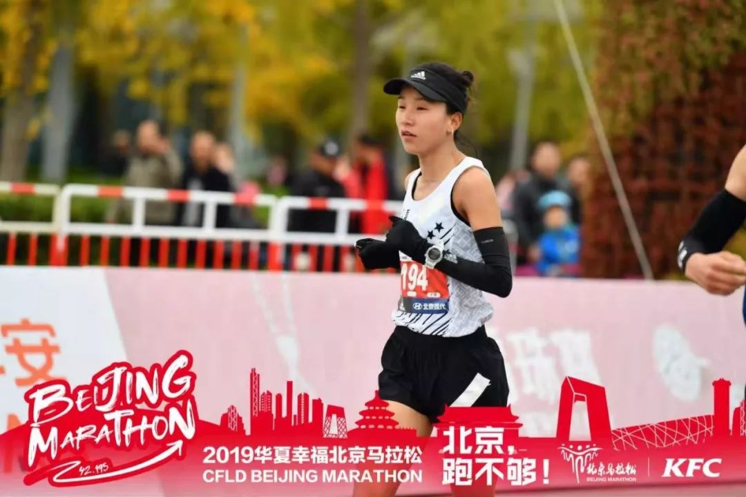 世界十大马拉松跑步大神,杭马女神跑姿