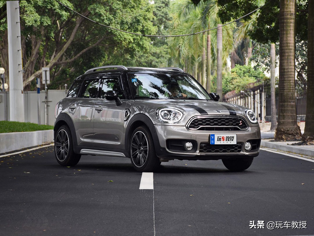 15万合资suv首选想要高颜值就选它,30万买中型suv选这三款不会错