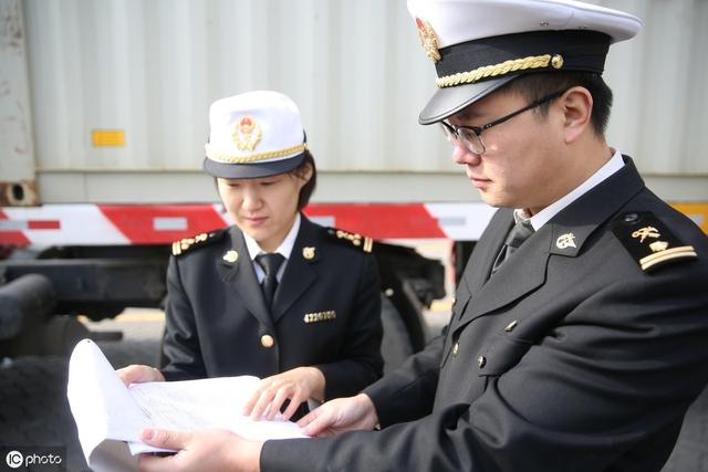 为啥都是公务员工资不一样,为什么很多公务员都很有钱