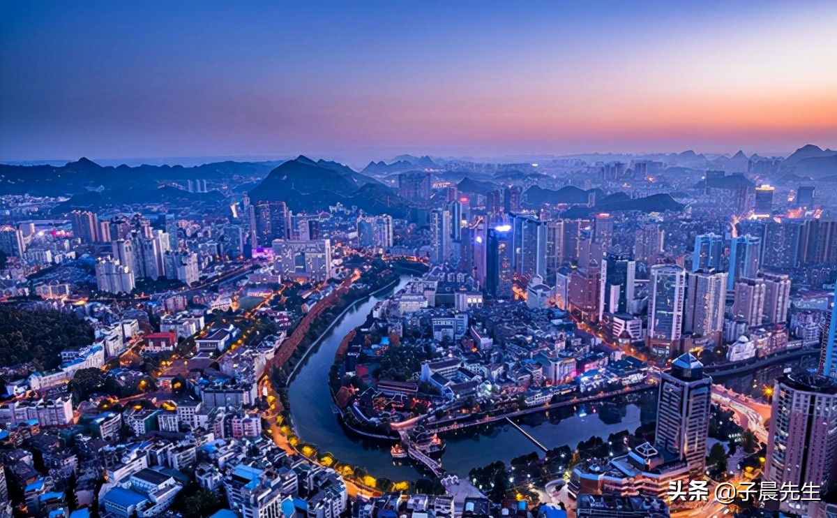 贵阳市有哪些特色大型商场,贵阳市最值得去的购物中心