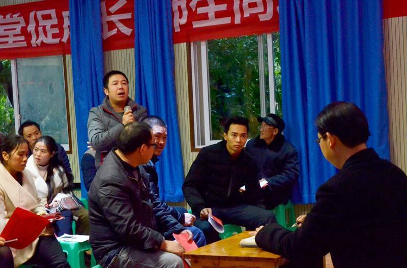 家长开放日家校携手共促成长,家校共育为孩子成长撑起一片蓝天