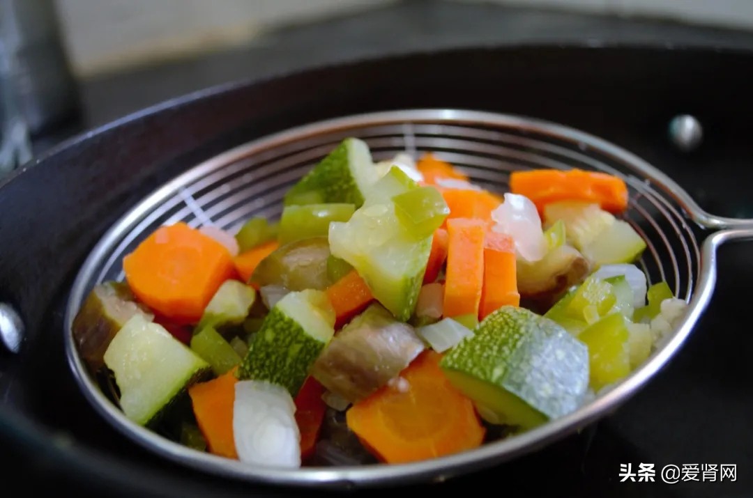 维持性血液透析的症状,维持性透析患者