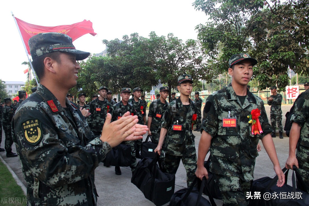 刚进部队的新兵是怎么样的,刚到部队的感受400字