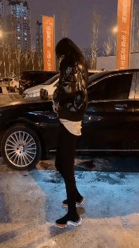 搞笑gif趣图看新娘表情,真好笑gif动图