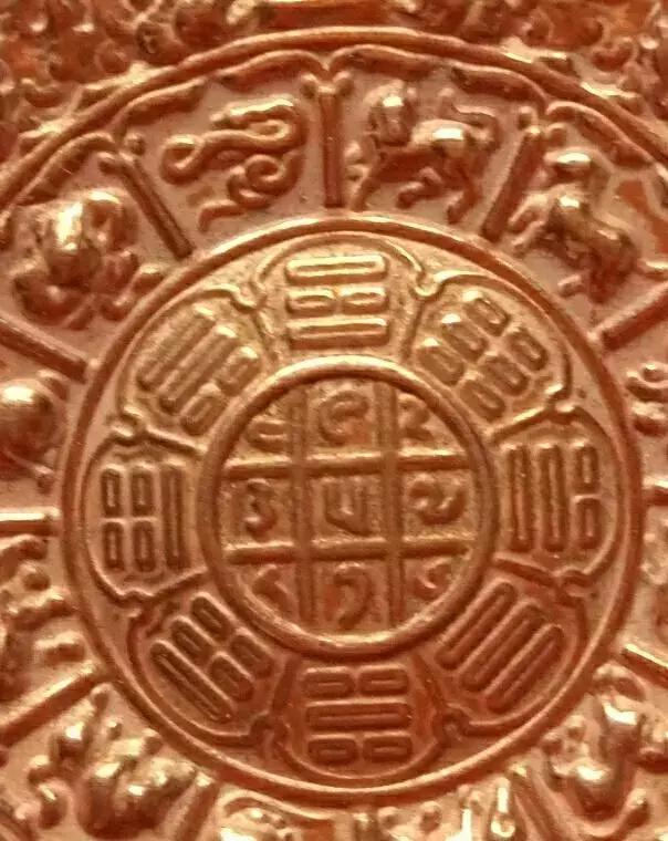 九宫八卦牌可以放床头吗,如何买到好的九宫八卦牌