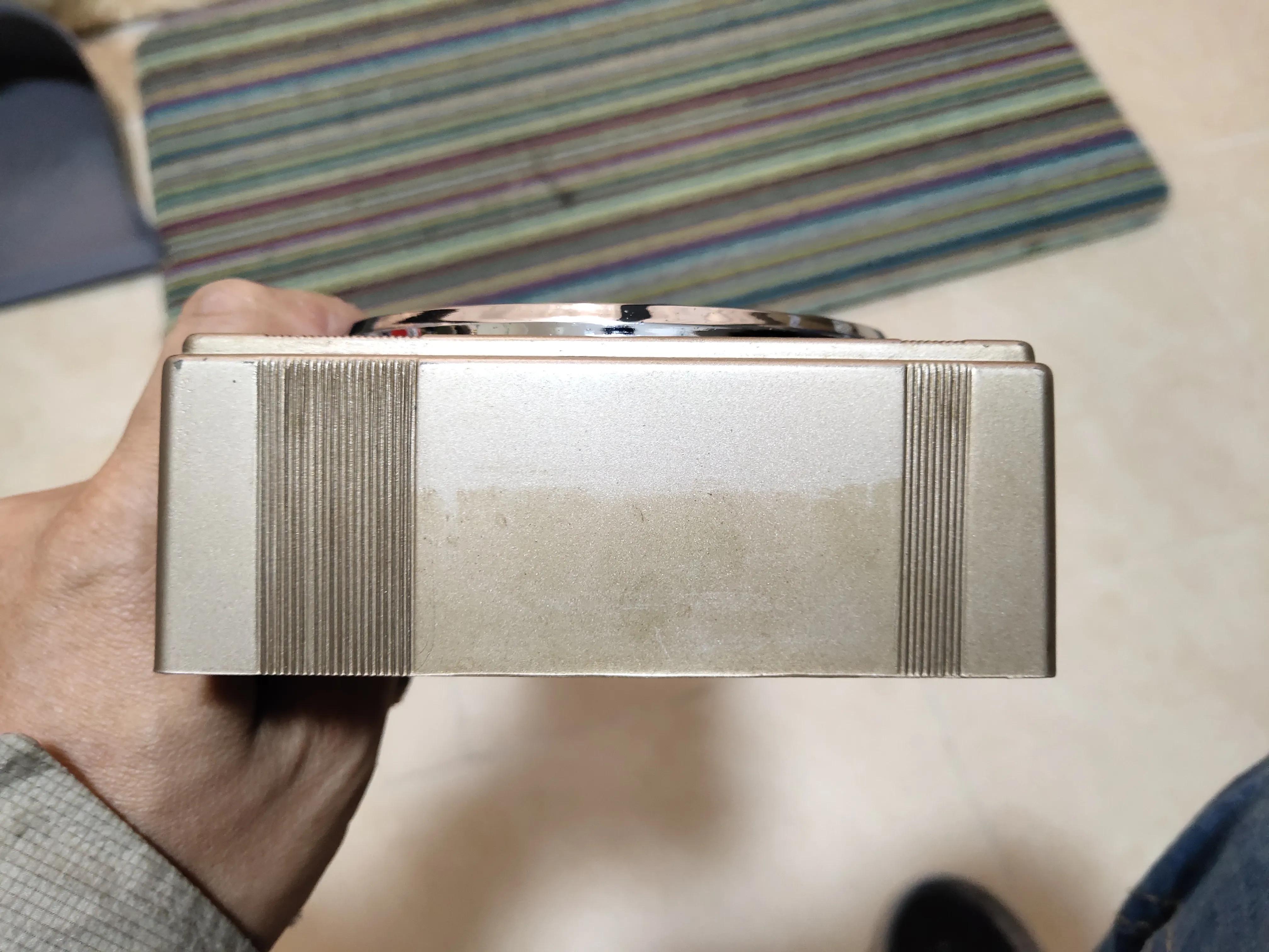 八十年代宝石花牌便携式收录机,红灯牌老式收录机价格