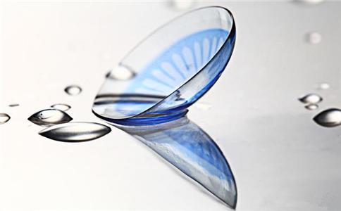 隐形眼镜月抛怎么挑选含水量,高度近视怎么挑选隐形眼镜