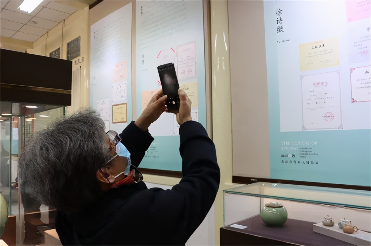 远山春色,龙泉青瓷艺术巴黎展