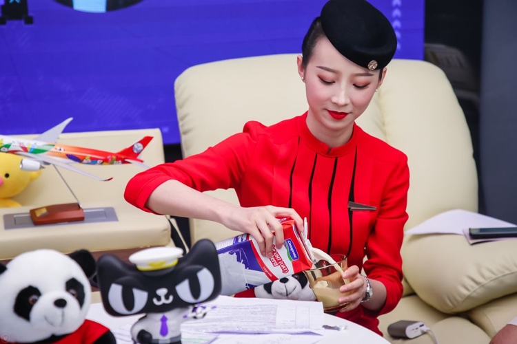 空姐空少带队,空姐空少带你游世界