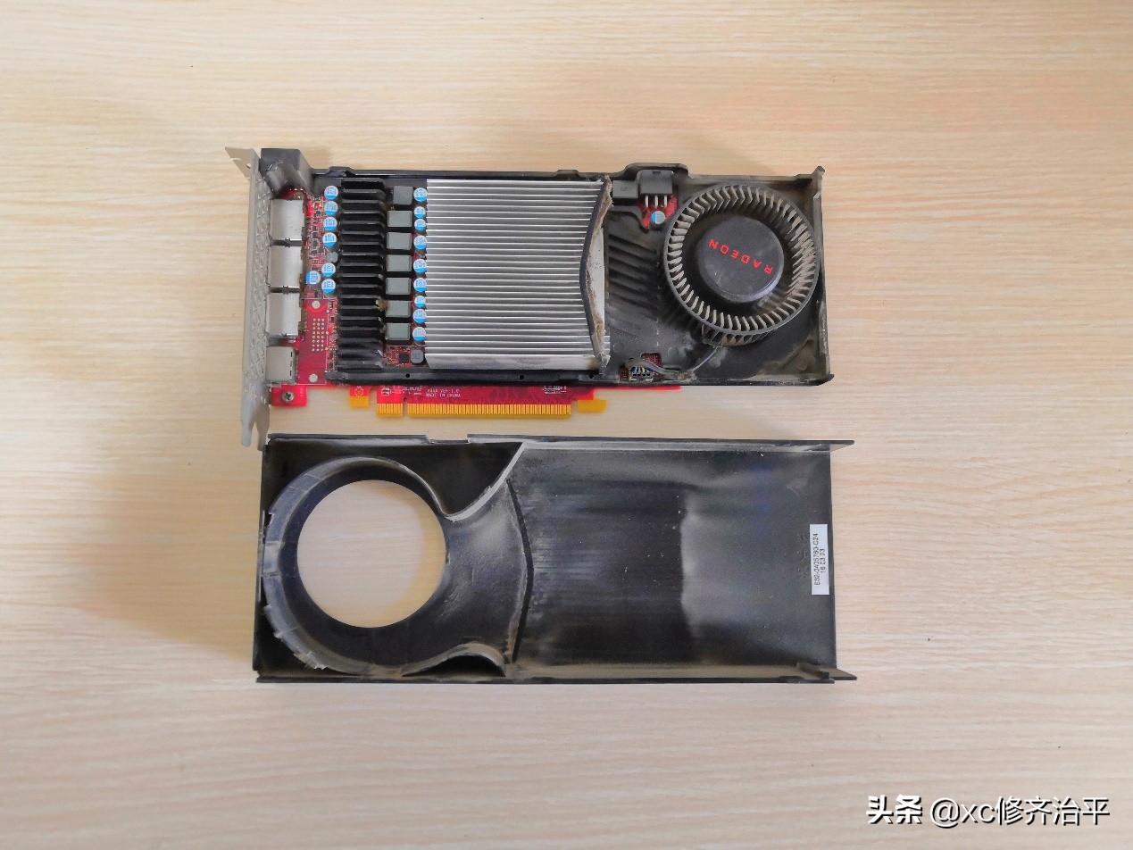 300元在拼多多买的rx580显卡,300块多的rx580