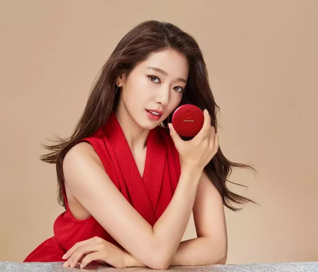 花西子气垫遮瑕持久不脱妆,气垫粉底遮瑕持久不脱妆双层