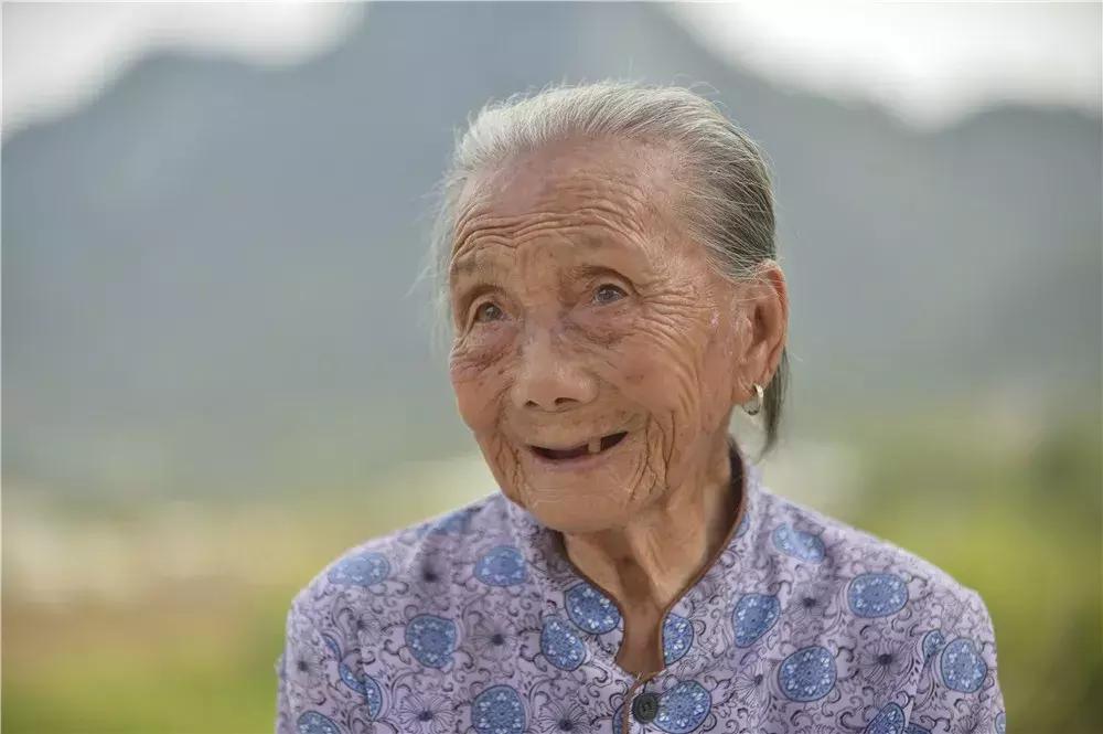 广西百岁老兵的故事,中国日报百岁老人故事