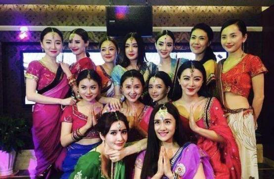 她24岁与富商结婚生活幸福,她26岁嫁80岁亿万富豪