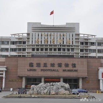 致敬马拉多纳英超,致敬马拉多纳颠球