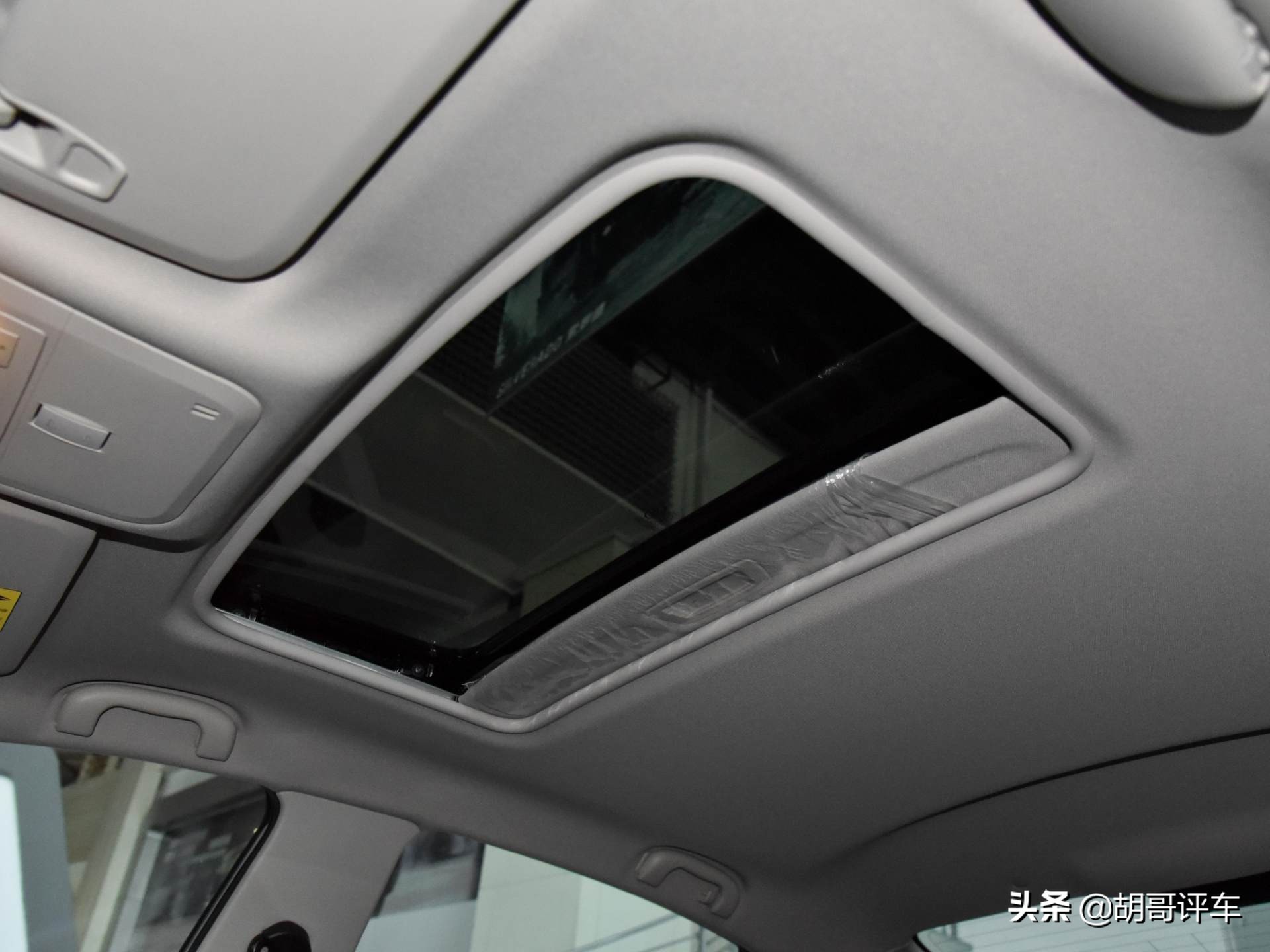 雪佛兰科鲁泽测评轻混,试驾雪佛兰科鲁泽2020款价格