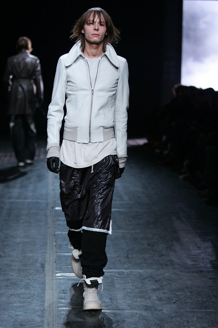 rickowens哪一双鞋底最高,rickowens鞋子鞋底硬吗