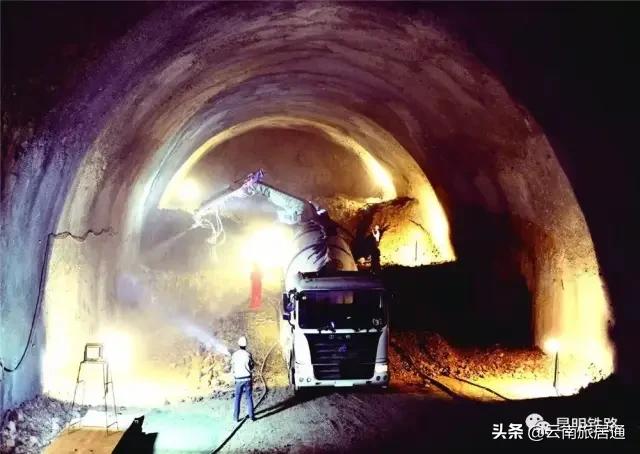 中老铁路昆明到景洪时速多少,中老铁路昆明到景洪多少钱