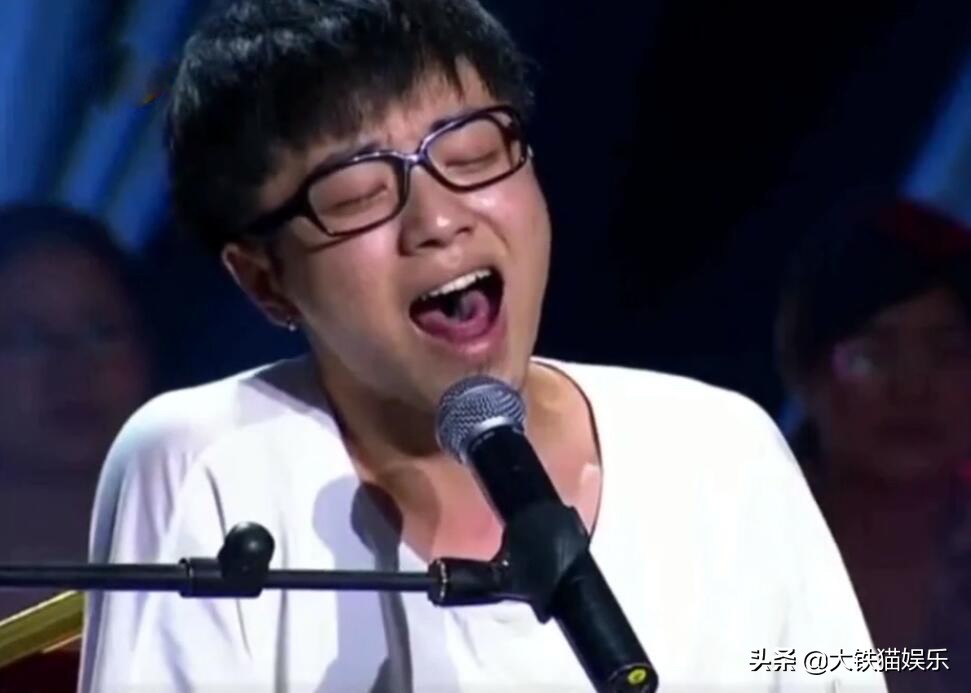 六届快男冠军今昔对比：有人改名难改运，有人变脸认不出，差距大