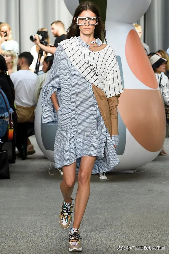 穿搭高级感冷淡风职场,冷酷风穿搭职场