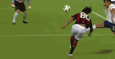 足坛五大足球天才,足球场上的十大艺术家