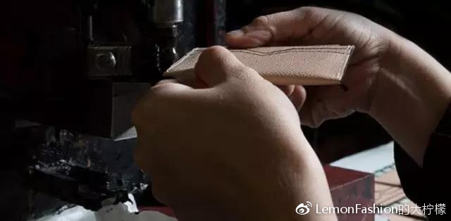 valextra意大利跟中国价格对比,valextra是奢侈品牌么