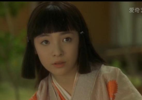 美人如花隔云端前一句,美人如花隔云端的下一句是什么