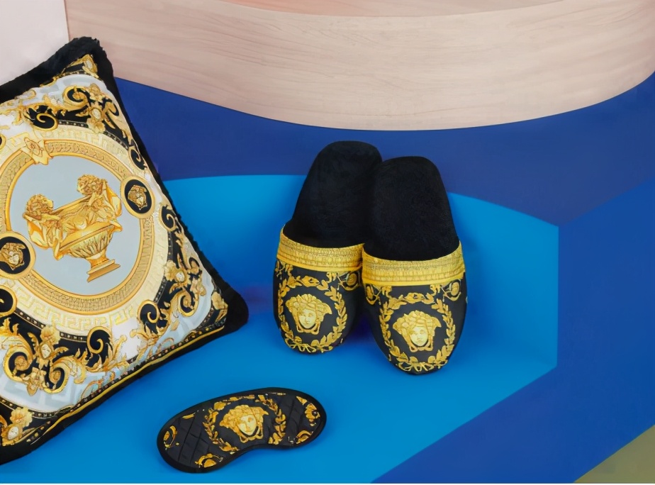 范思哲品牌故事,versace和范思哲是一个品牌吗