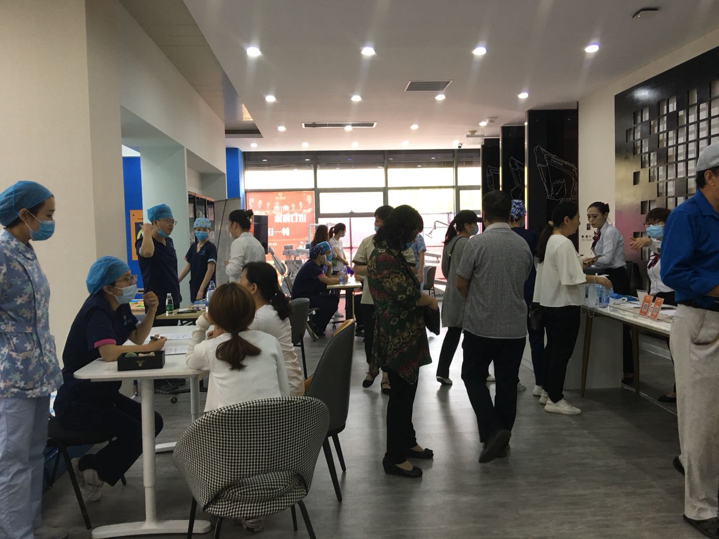 瑞博口腔阳光店,瑞博口腔医院直播