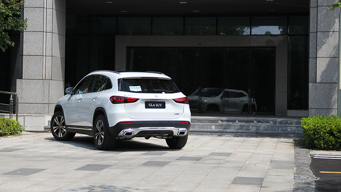 奔驰gla200百公里加速,奔驰gla200排量多大