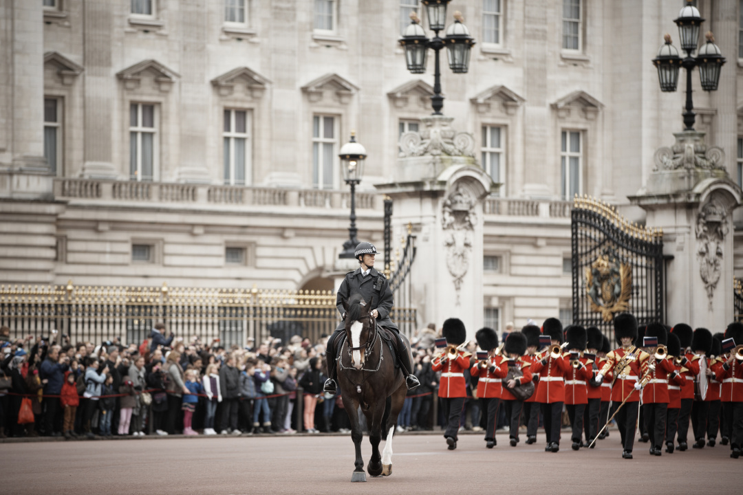 如何欺负一个人,怎样欺负一个人