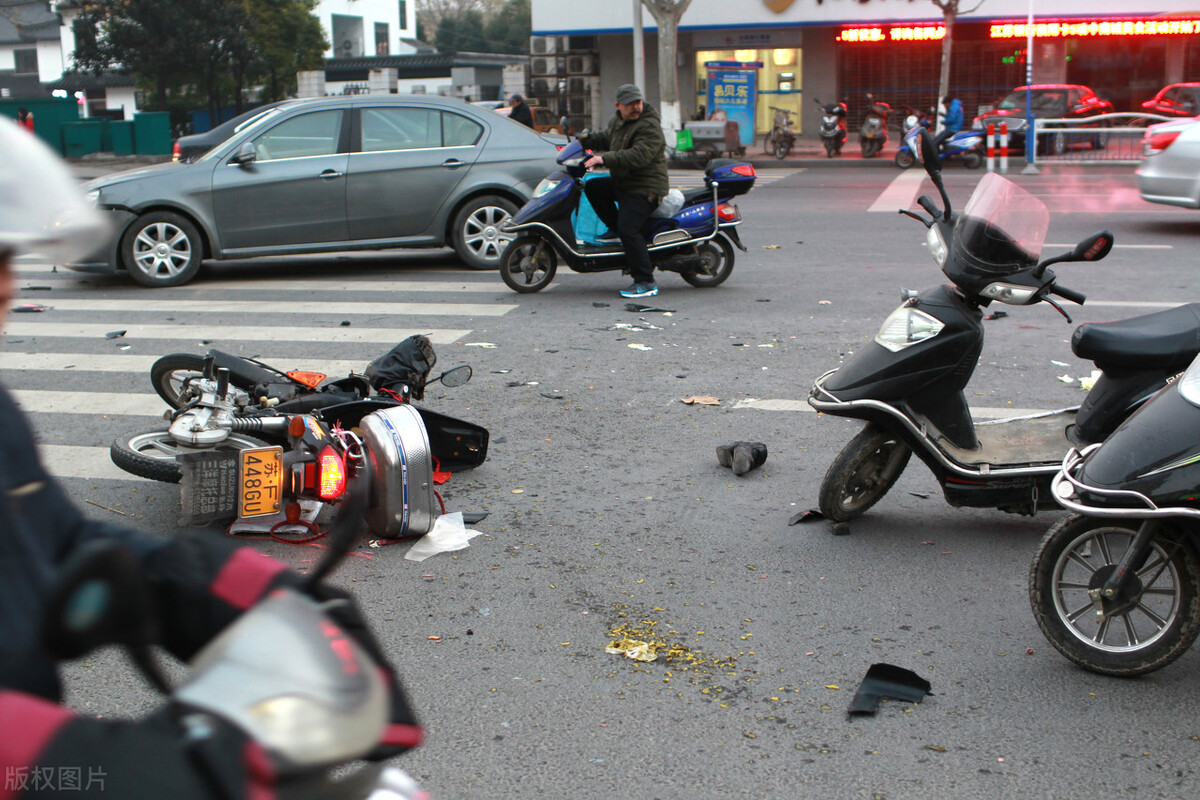 交通事故导致身体残疾获得赔偿后，还能要求赔偿后续治疗费用吗？