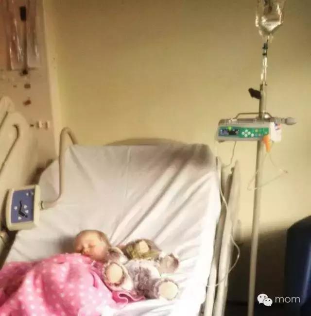 女孩过生日被全家人亲,婴幼儿被人亲了怎么办