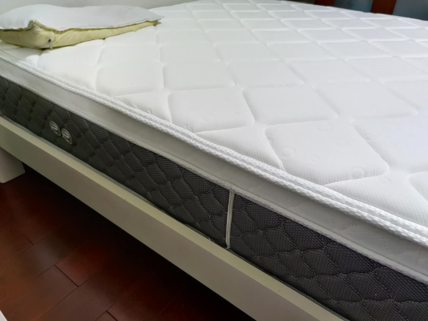 杨琪床垫和福乐床垫区别,榻榻米床垫和普通床垫区别