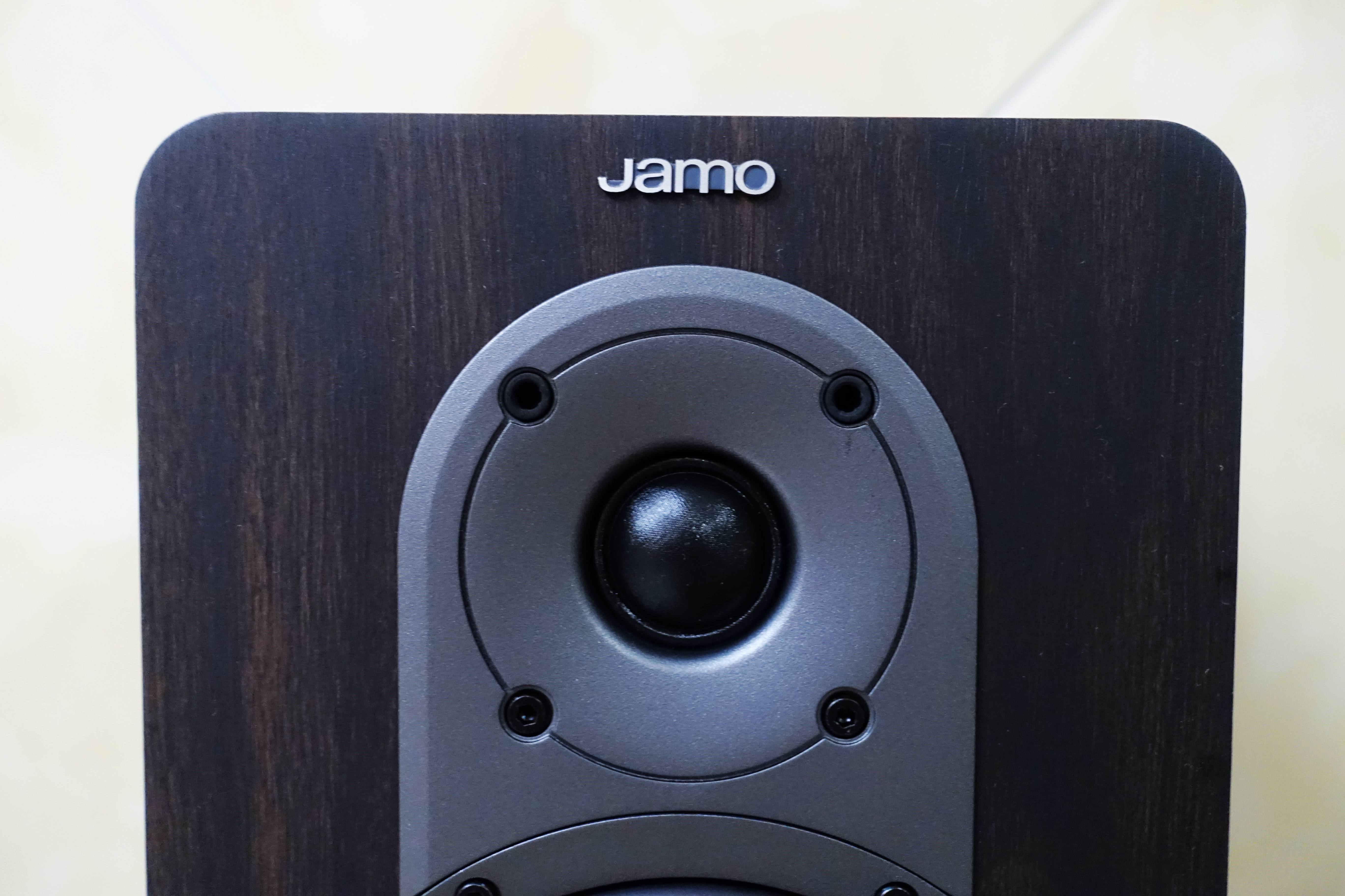 零成本打造私人影院,打造30平方家庭小影院