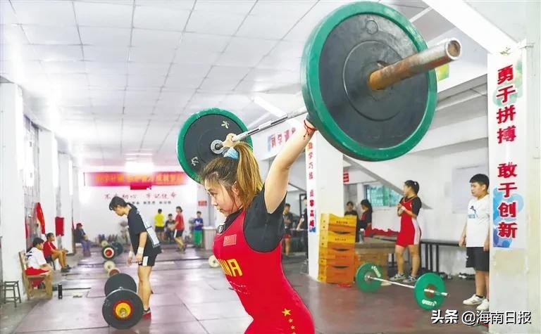 娴峰崡杩囧啲浜鸿仛闆嗗湴,娴峰崡闆嗙粨