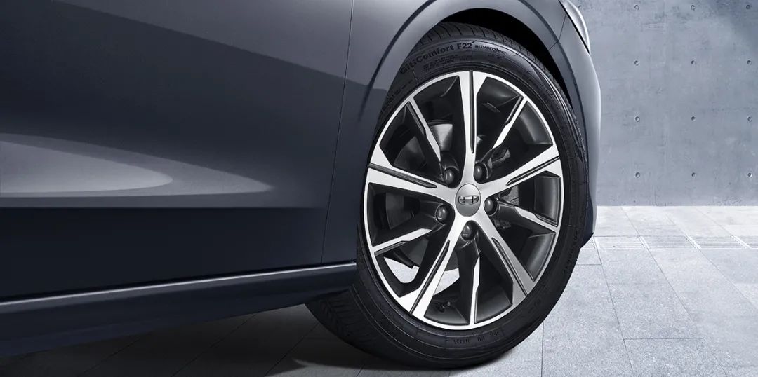 小两口第一部车买啥？20年老司机推荐了第4代帝豪