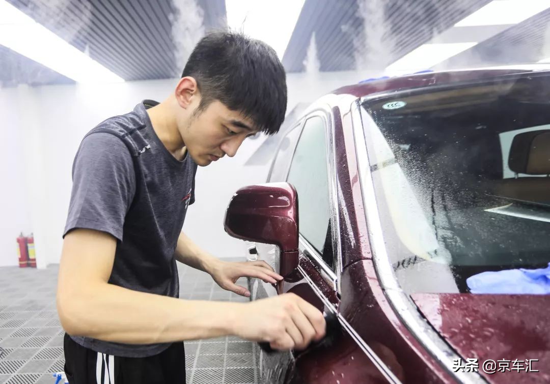 全球限量劳斯莱斯幻影龙版,全球限量版劳斯莱斯老爷车敞篷