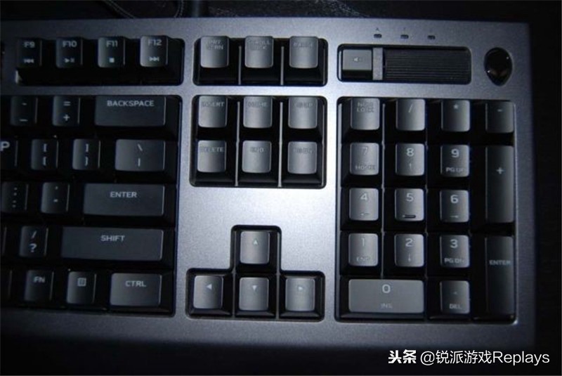 外星人alienwarex14体验,alienware外星人电脑全家桶