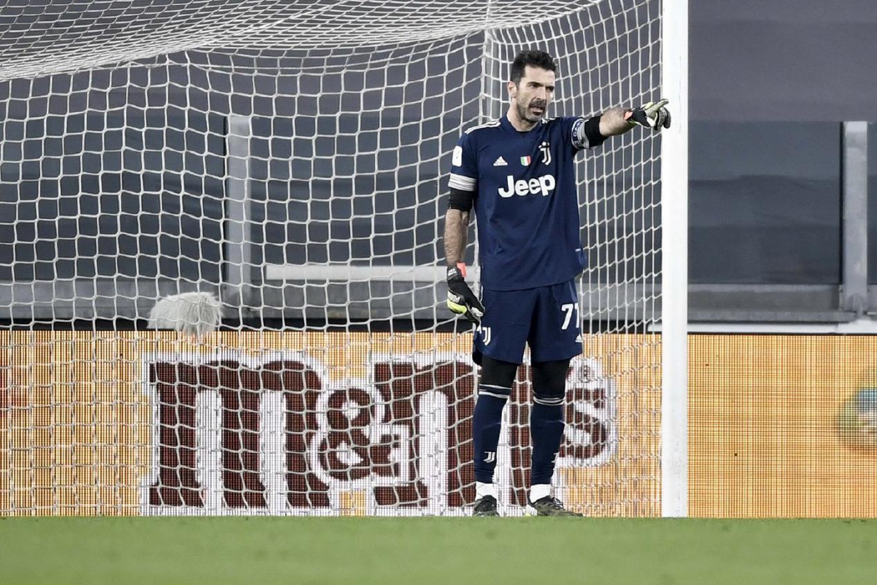 诺伊尔布冯卡西成就对比,卡西vs布冯vs诺伊尔