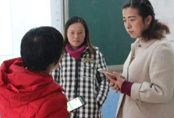 让家长主动回复班级群的话术,让家长回复班级群消息的话术