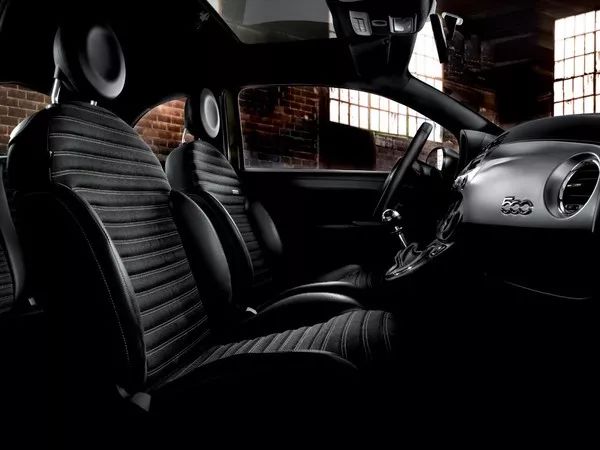 DIESEL究竟为何风靡全球，还让李宇春、宁泽涛都爱它？