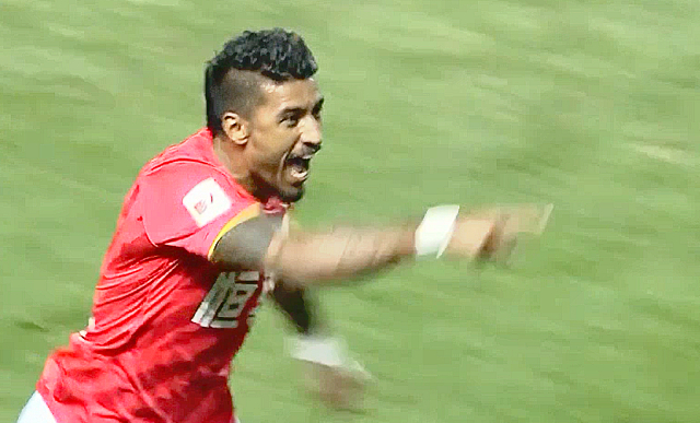 保利尼奥身体对抗比埃拉,保利尼奥郑智现在干什么