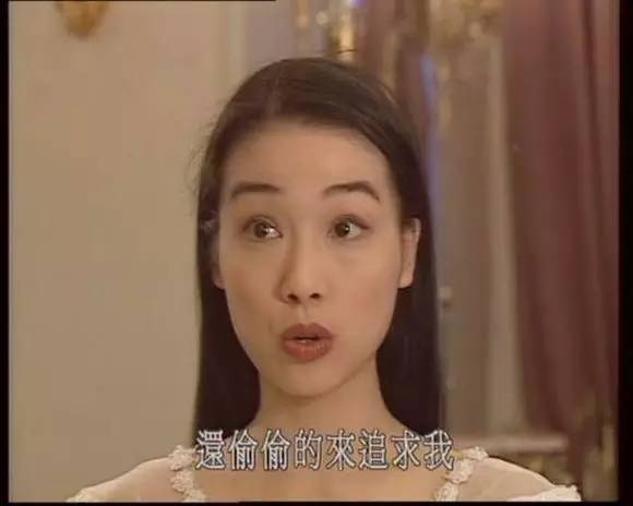 气质优雅知性，凭一个23年前的广告为大众熟知，故事就从这里开始