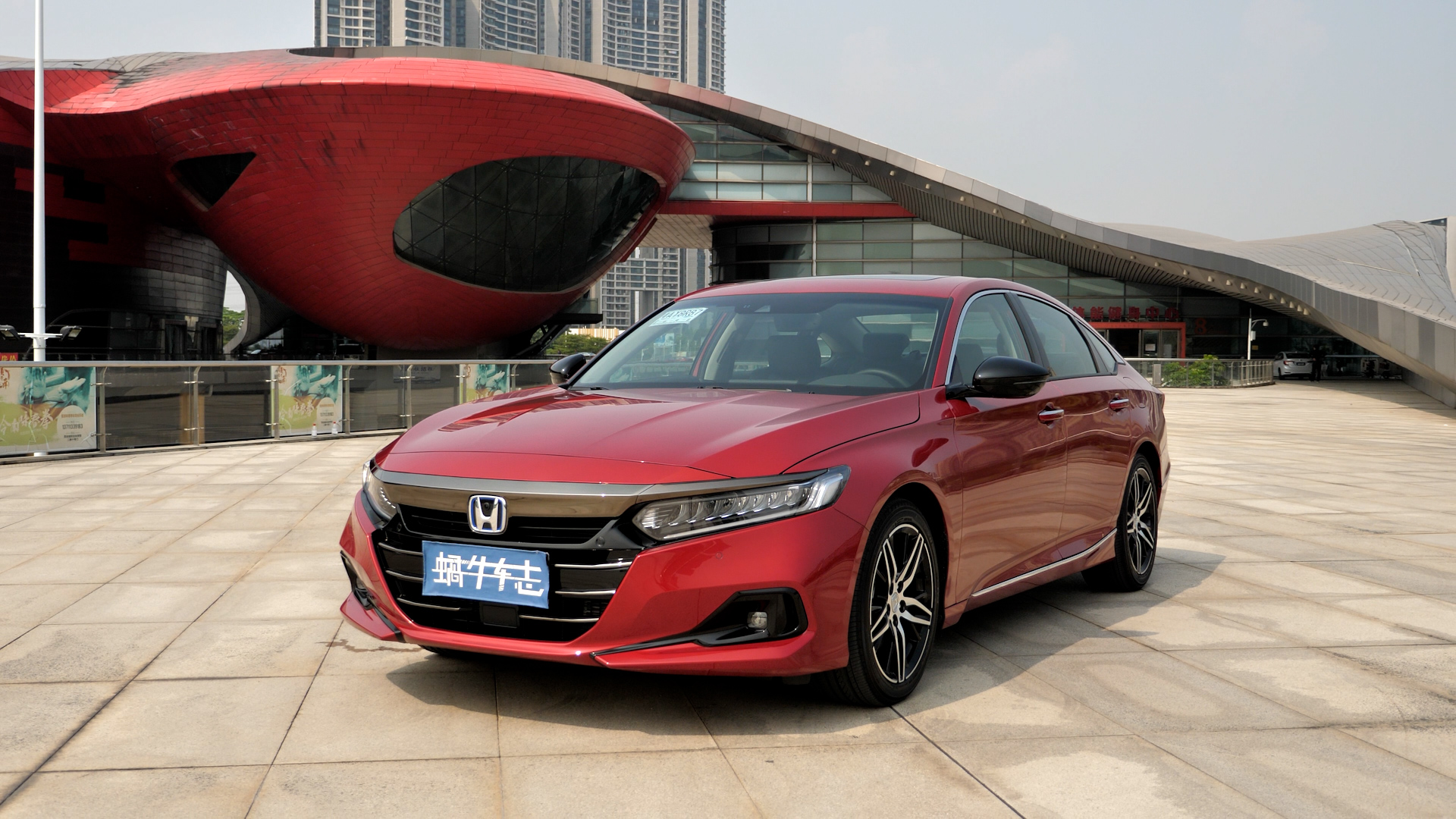 经济舒适宽敞省油推荐哪个b级车,既舒适噪音小又操控好的b级车