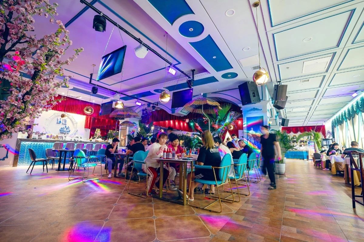 战斗民族餐厅,战斗民族的俄餐