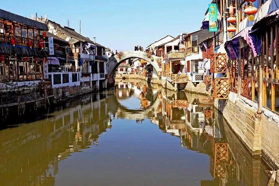 上海地铁沿线景点一日游,上海地铁11号线上海赛车场站