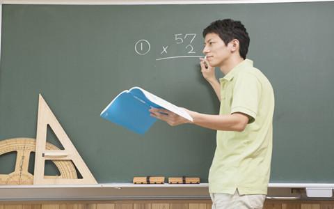 数学老师全麻讲课,数学老师打麻药后胡言乱语
