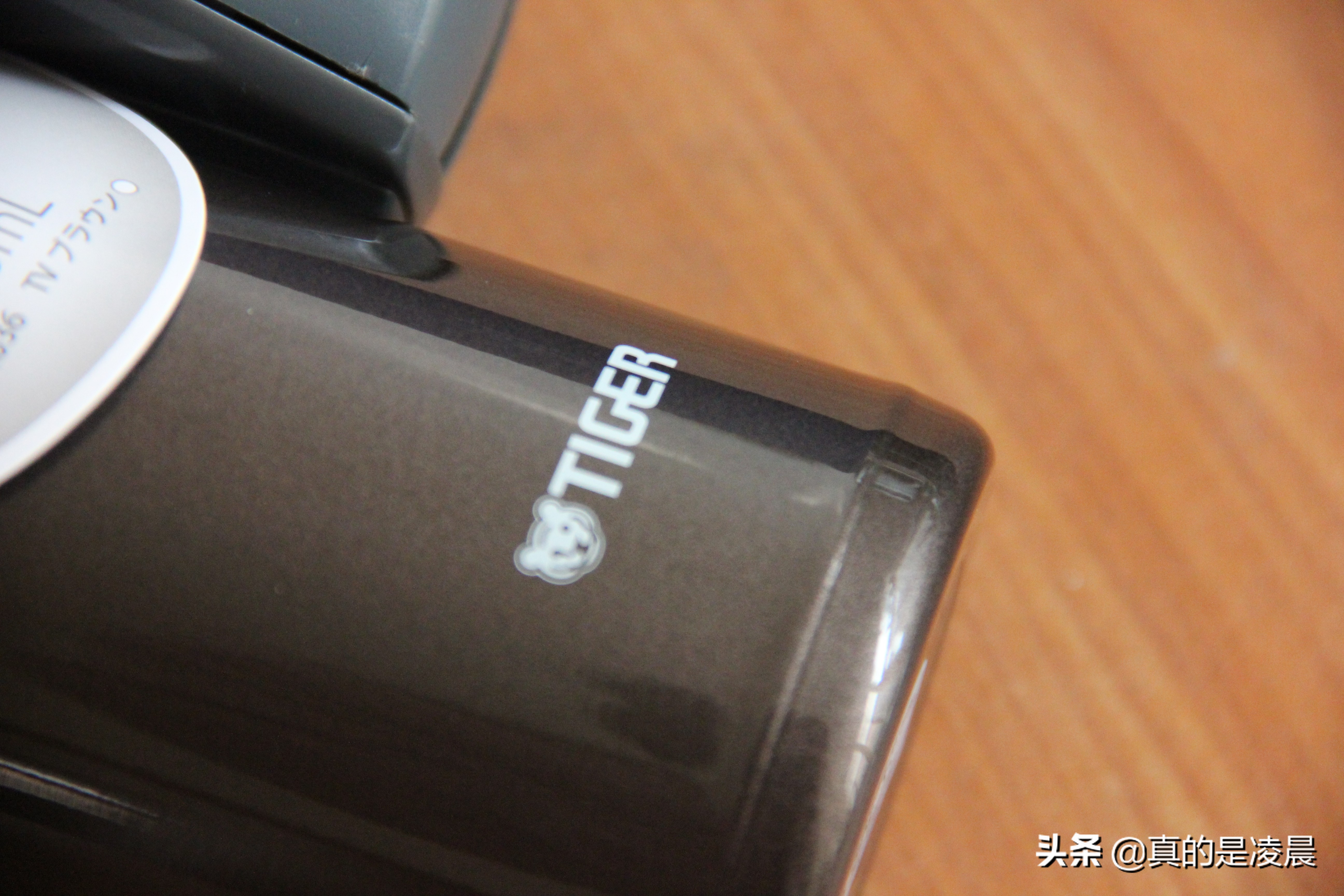 tiger虎牌梦重力保温杯现货,虎牌保温杯梦重力钢本色